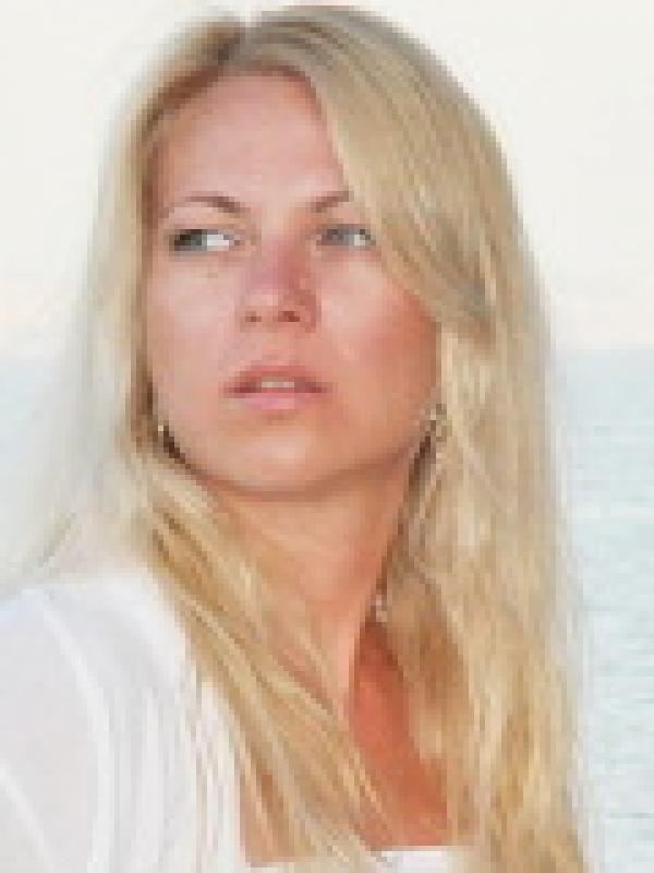 laura34